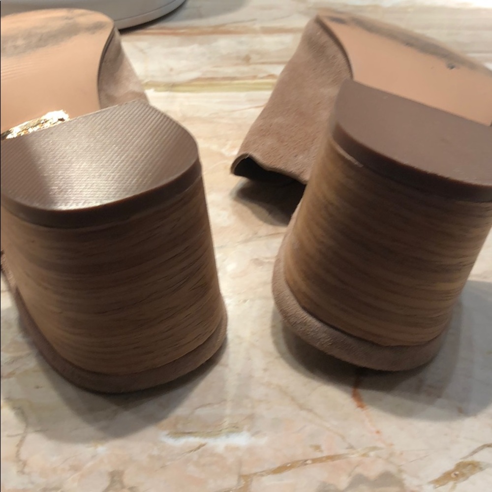 Sandals - Picture 3 of 3